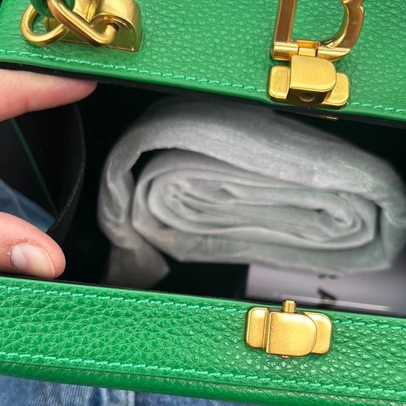 Brandon Blackwood Green Mini Bag with Textured Finish - Picture 3 of 4